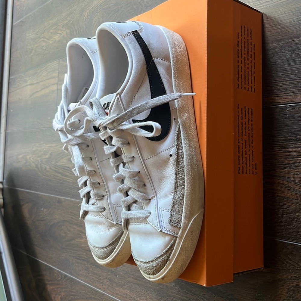 Nike blazer low 77 vintage men size 10 good condition